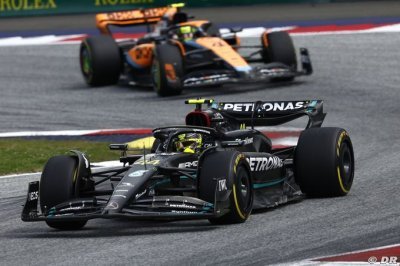 Hamilton n’a ’pas de réponse’ au ’mauvais’ rythme de Mercedes F1
