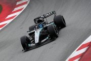 Un Russell confiant révèle que Mercedes F1 va débuter les tests de performance
