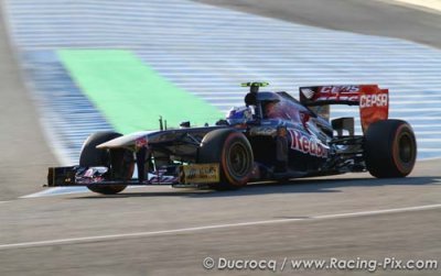 Ricciardo y voit un peu plus clair avec la STR8
