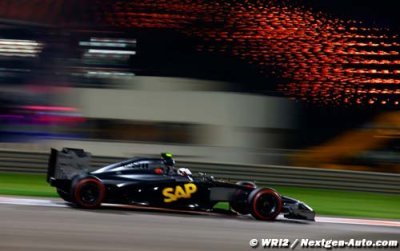 Magnussen a le sourire, Button pas encore...