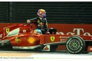 Webber takes penalty after riding on Alonso's car
