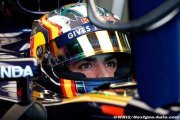 Renault admits interest in Sainz