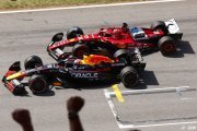 Verstappen 'n'effraie plus' ses rivaux qui 'l'attaquent plus souvent'