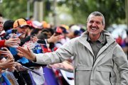 'Assez idiots' : Steiner allume certains journalistes du paddock F1