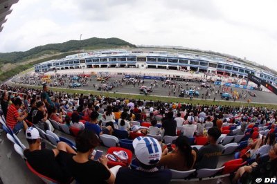 Ningbo, Race 2 : Michelisz wins and takes the championship lead
