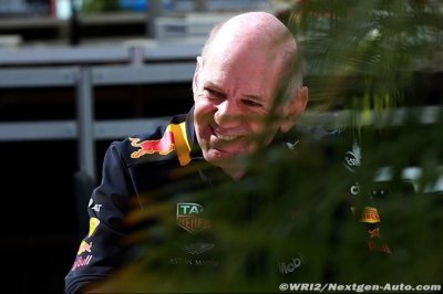 Newey scoffs at Renault switch rumours