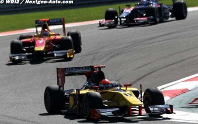 Grosjean survole les essais libres