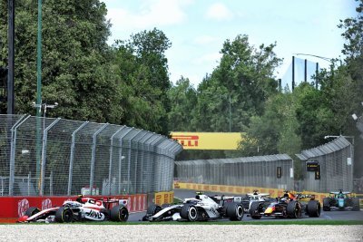 Ecclestone predicts crash as fears over new regs grow