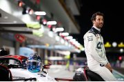 Exhausted F1 travellers 'delirious' for Abu Dhabi finale