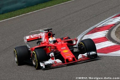 Sakhir, L1&nbsp;: Vettel est le plus rapide, Raikkonen en panne
