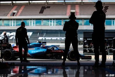 25 canaux et des choix permanents&nbsp;: les coulisses de la radio en F1
