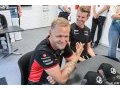 Magnussen admits he could lose F1 race seat