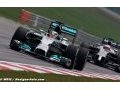Hamilton recovers to lead second practice in Shanghai