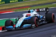 Williams ralentie par le vent et les problèmes mécaniques