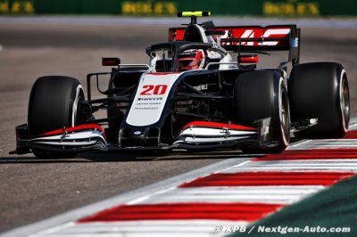 Steiner juge que Magnussen a les capacités pour rester en F1
