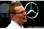 Mercedes : Cowell préfère ne pas surveiller Renault et Ferrari