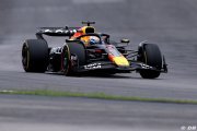 Red Bull révèle la cause de la crevaison de Verstappen, des regrets sur le pneu dur