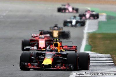 Verstappen says Ferrari rumours ’positive’