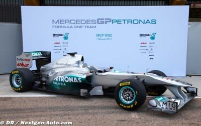 Mercedes, Brawn not confirming team buyout reports
