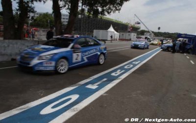 Huff augmente son avance au championnat