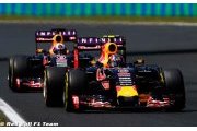 F1's three-car future known 'next month' - Ecclestone