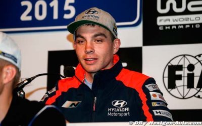Paddon closes on WRC future