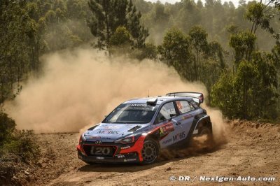 ES16-17&nbsp;: Neuville se rapproche de la victoire en Italie