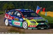 Jari-Matti Latvala sur le podium provisoire