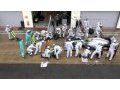 Video - Pit stop training with Hamilton & Rosberg