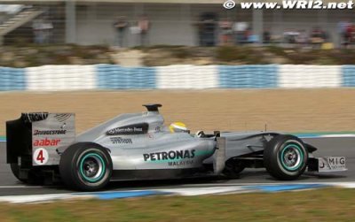 Empattement allongé pour la Mercedes GP W01