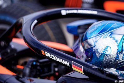 Covid-19&nbsp;: Hughes est forfait chez VAR, Beckmann le remplace