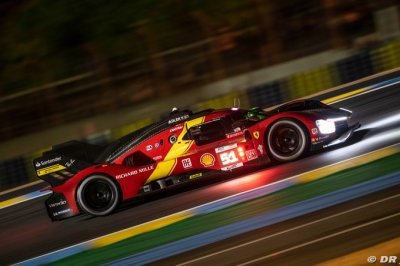 24H du Mans, H+12&nbsp;: Ferrari en tête, Peugeot dans le mur