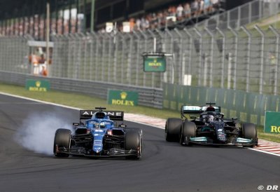 Alonso ne pensait pas retenir Hamilton ’plus d’un ou deux tours’