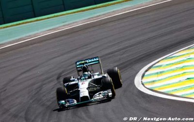 Interlagos: Rosberg closes title gap with victory in Brazil