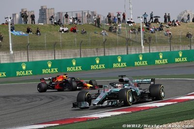 Hamilton&nbsp;: J’ai vu Vettel et Verstappen face à moi après l’épingle