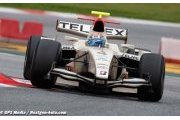 Perez powers to sprint win