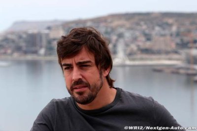 Alonso s’attend à un écart énorme avec les meilleurs à Bakou