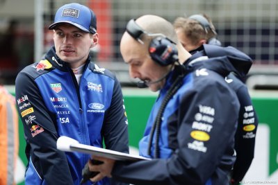 Verstappen drove ’at half throttle’ amid Red Bull confusion