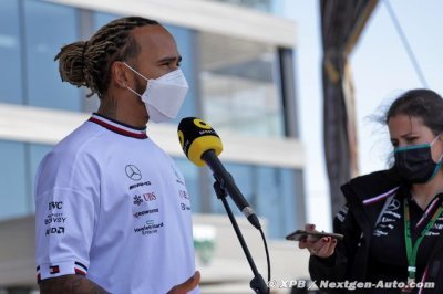 Hamilton&nbsp;: Des choses à essayer sur la Mercedes W13 ce week-end