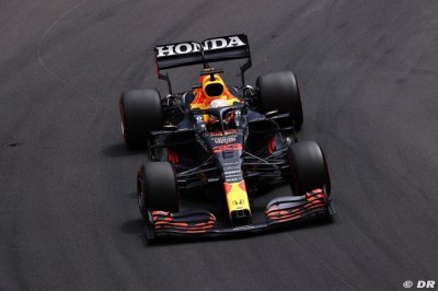 Verstappen ’still makes small mistakes’ - Wolff