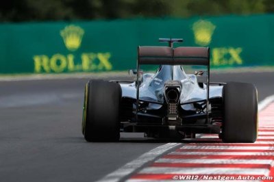 Ca commence bien pour Mercedes en Malaisie