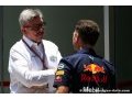 Brawn denies stepping down as F1 boss