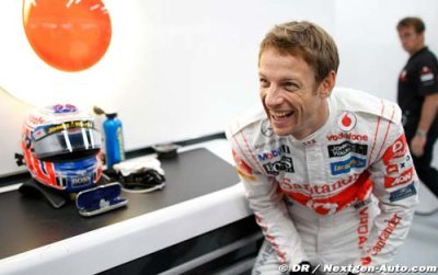Button working to build McLaren around him