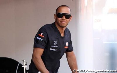 Ferrari and Hamilton flirt over future