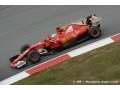 Suzuka, L1 : Vettel en tête, Sainz dans le mur de pneus
