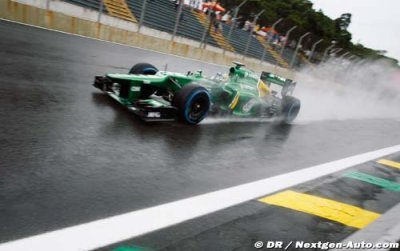 Les Caterham devancent les deux Marussia