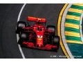 Les deux Ferrari en embuscade derrière Hamilton
