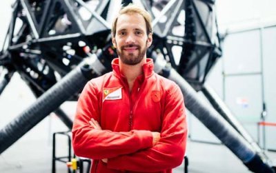 Jean-Eric Vergne’s first day in the Ferrari simulator