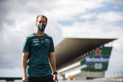 Vettel ne souhaite pas arrêter le développement de l’Aston Martin AMR21