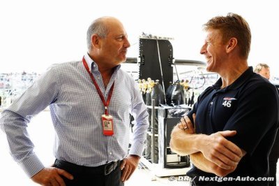 Ecclestone soutient Ron Dennis pour rester à la tête de McLaren